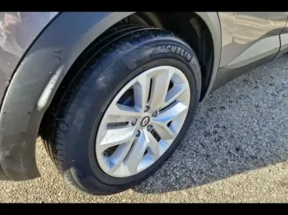 Photo 12 Renault Captur  1.6 E-Tech hybride 145ch Business -21