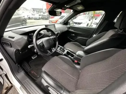 Photo 8 DS DS 3  Crossback E-Tense Performance Line 4cv