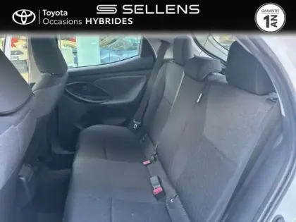 Photo 11 Toyota Yaris  116h Design 5p