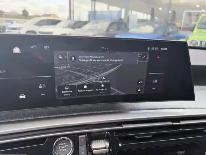 Photo 11 Peugeot 3008  Electrique 210ch Batterie 73 kWh Allure