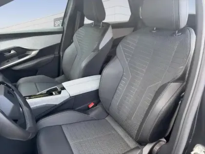 Photo 9 Peugeot 3008  Electrique 210ch Batterie 73 kWh Allure