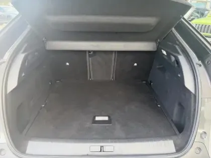 Photo 6 Peugeot 3008  Electrique 210ch Batterie 73 kWh Allure