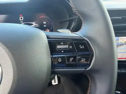 Photo 10 Alfa Romeo Junior  1.2 Ibrida 145ch Intensa e-DCT6