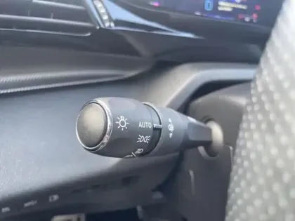 Photo 14 Peugeot 308  PHEV 225ch GT Pack e-EAT8