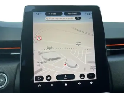 Photo 12 Renault Clio  1.6 E-Tech 140ch Intens