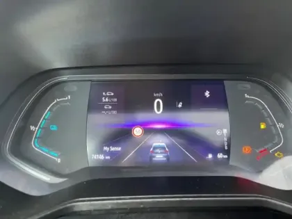 Photo 11 Renault Clio  1.6 E-Tech 140ch Intens