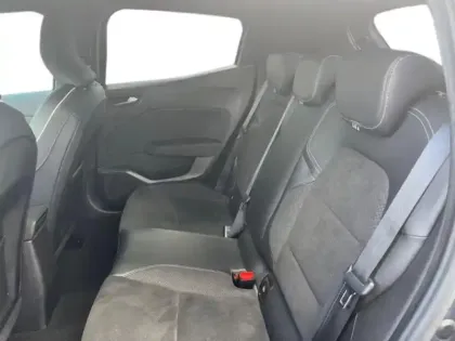 Photo 8 Renault Clio  1.6 E-Tech 140ch Intens