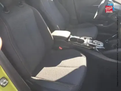 Photo 19 Peugeot 208  e- 136ch Style