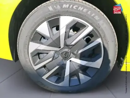 Photo 24 Peugeot 208  e- 136ch Style