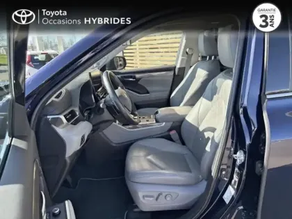 Photo 10 Toyota Highlander  2.5 Hybrid 248ch Lounge AWD-I MY22