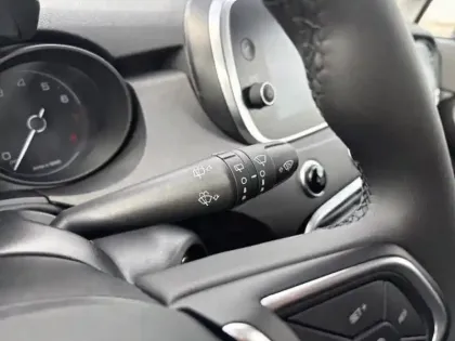 Photo 14 Fiat 500 X 1.5 FireFly Turbo 130ch S/S Hybrid (RED) DCT7