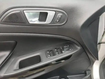 Photo 7 Ford Ecosport  1.0 EcoBoost 125ch Titanium Euro6.2