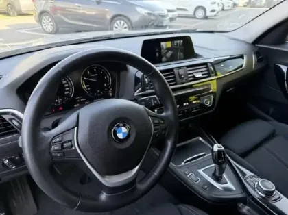 Photo 9 BMW Serie 1 Gén. II (F21/F20) Ph3 Business Design 5