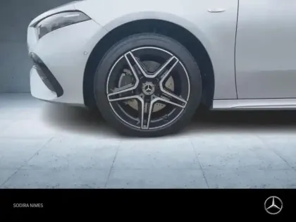 Photo 11 Mercedes Classe A  250 e Hybrid EQ 163+109ch AMG Line 8G-DCT