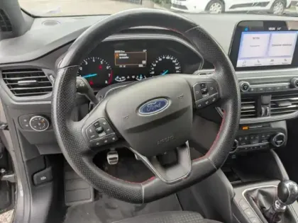 Photo 9 Ford Focus Gén. IV Ph2 ST-Line Style 5