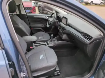 Photo 13 Ford Focus  Active 1.0 Flexifuel mHEV 125ch Active Style