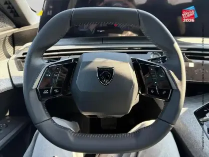 Photo 11 Peugeot 5008  Electrique 210ch Batterie 73 kWh Allure