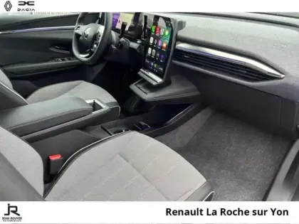 Photo 14 Renault Scenic  E-Tech Electric 220ch Techno grande autonomie -25