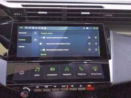 Photo 22 Peugeot 308  SW BlueHDi 130ch S&S EAT8