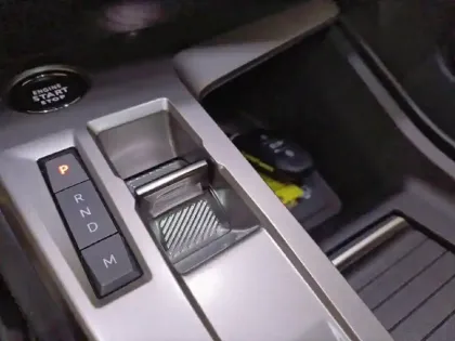 Photo 13 Peugeot 308  SW BlueHDi 130ch S&S EAT8