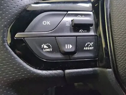 Photo 28 Peugeot 308  BlueHDi 130ch S&S EAT8