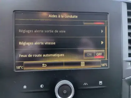 Photo 22 Renault Megane Mégane IV Berline dCi 90 Energy