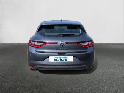 Photo 27 Renault Megane Mégane IV Berline dCi 90 Energy