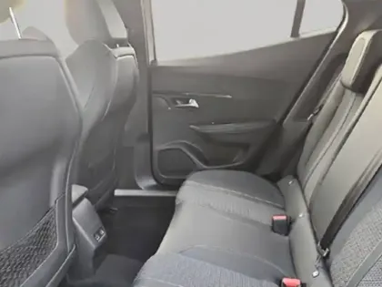 Photo 53 Peugeot 2008  BlueHDi 130 S&S EAT8