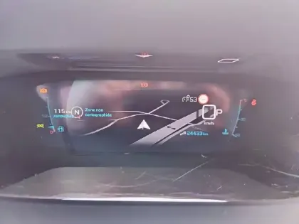 Photo 9 Peugeot 2008  BlueHDi 130 S&S EAT8