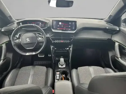 Photo 70 Peugeot 2008  BlueHDi 130 S&S EAT8