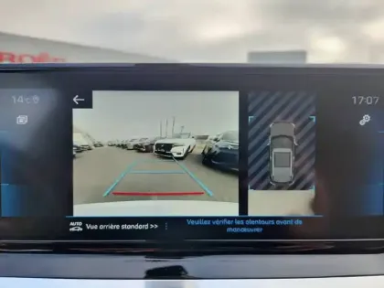 Photo 14 Peugeot 2008  BlueHDi 130 S&S EAT8