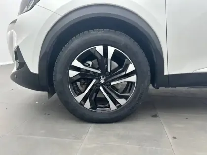 Photo 75 Peugeot 2008  BlueHDi 130 S&S EAT8