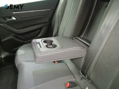 Photo 19 Peugeot 508  SW Hybrid 225 e-EAT8