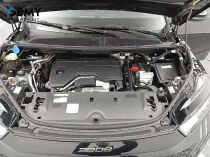 Photo 13 Peugeot 3008  Hybrid 145 e-DCS6