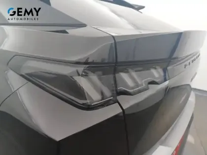 Photo 38 Peugeot 3008  Hybrid 145 e-DCS6