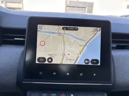 Photo 33 Renault Clio  E-Tech full hybrid 145 GSR2