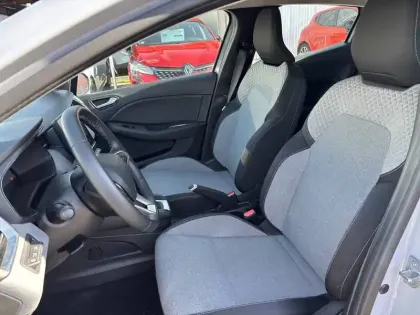 Photo 25 Renault Clio  E-Tech full hybrid 145 GSR2