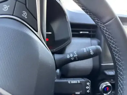 Photo 116 Renault Clio  E-Tech full hybrid 145 GSR2