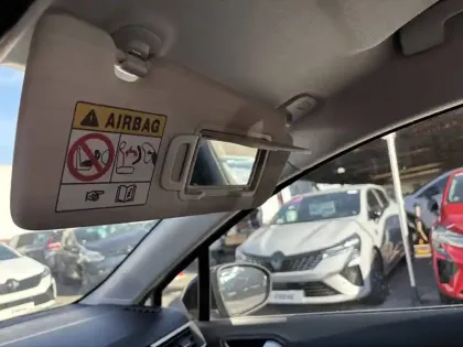 Photo 39 Renault Clio  E-Tech full hybrid 145 GSR2