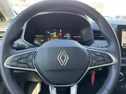 Photo 31 Renault Clio  E-Tech full hybrid 145 GSR2