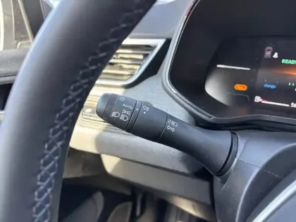 Photo 27 Renault Clio  E-Tech full hybrid 145 GSR2