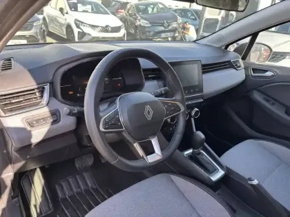 Photo 26 Renault Clio  E-Tech full hybrid 145 GSR2