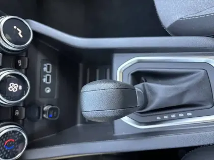 Photo 36 Renault Clio  E-Tech full hybrid 145 GSR2