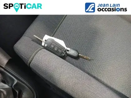 Photo 17 Citroën C3  SOCIETE BLUEHDI 100 S&S BVM6