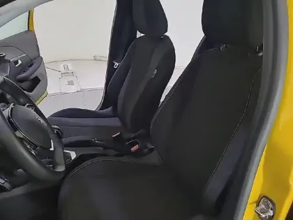 Photo 66 Peugeot 208  PureTech 75 S&S BVM5