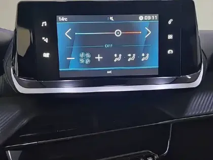 Photo 19 Peugeot 208  PureTech 75 S&S BVM5