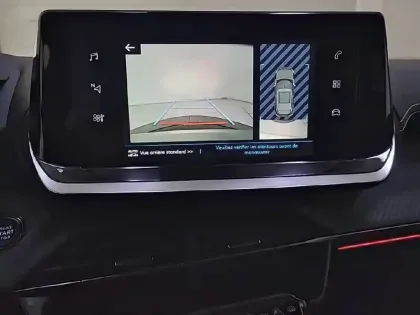 Photo 18 Peugeot 2008  Electrique 136 ch