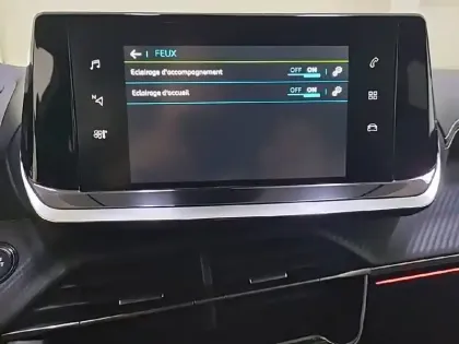 Photo 22 Peugeot 2008  Electrique 136 ch