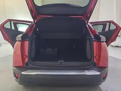 Photo 5 Peugeot 2008  Electrique 136 ch