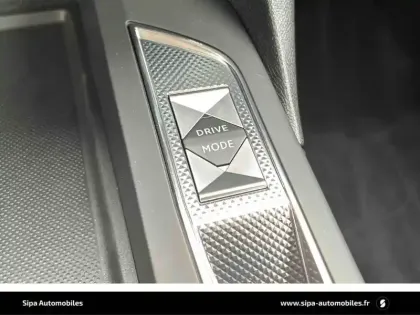 Photo 182 DS DS 3  Hybride 145 e-DCT6